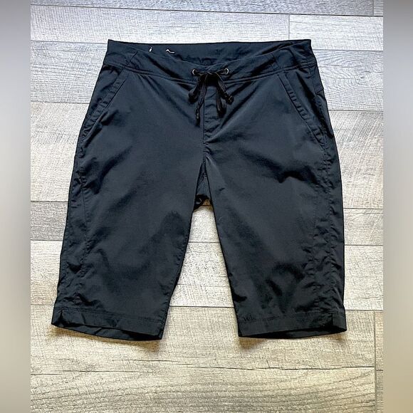 Men’s, Lightweight (Polyester/Nylon Blend), Black, Columbia Shorts. Size 10. - Picture 1 of 4